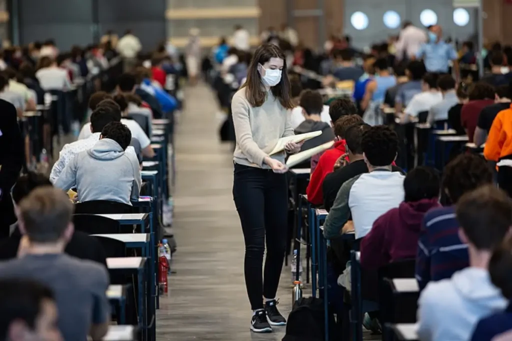 Guide To Studying in France For International Students