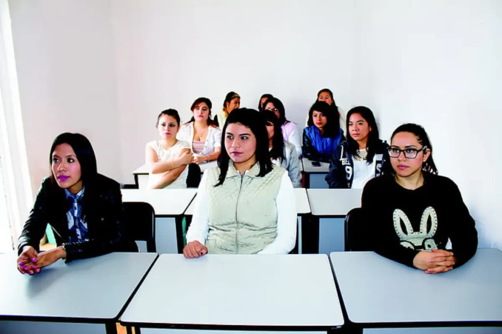 SI Women in STEM Scholarship 2025
